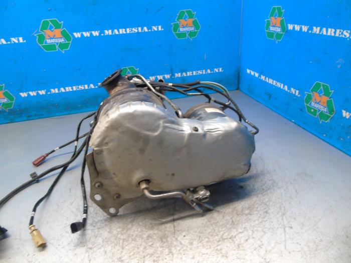 Gebruikte Roetfilter Seat Leon ST (5FF) 1.6 TDI 16V Prijs € 367,50 Margeregeling aangeboden door Maresia Auto Recycling B.V.