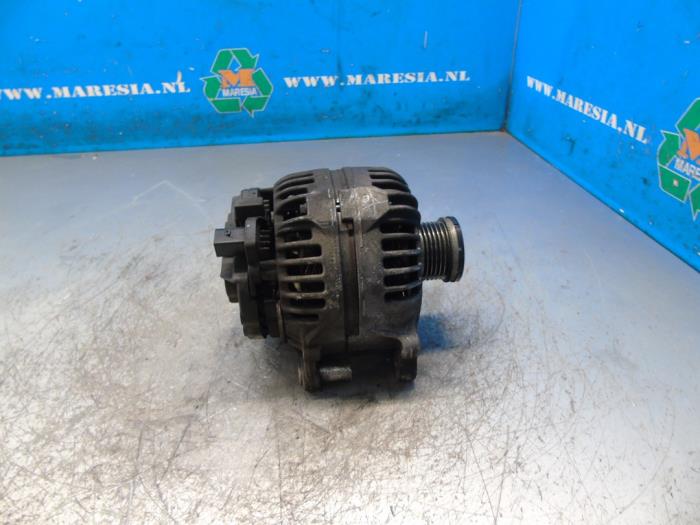 Gebruikte Alternator Volkswagen Golf VI (5K1) 1.4 TSI 122 16V Prijs € 26,25 Margeregeling aangeboden door Maresia Auto Recycling B.V.