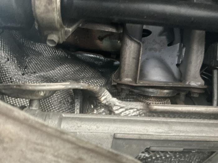 Gebruikte Katalysator Renault Captur I (2R) 1.2 TCE 16V EDC Prijs € 236,25 Margeregeling aangeboden door Maresia Auto Recycling B.V.