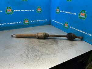 Gebruikte Cardanas rechts-voor (VWA) Ford Fiesta 6 (JA8) 1.5 TDCi Prijs € 52,50 Margeregeling aangeboden door Maresia Auto Recycling B.V.