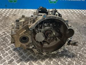 Gebruikte Versnellingsbak Kia Cee'd (EDB5) 1.6 CRDi 16V Prijs € 525,00 Margeregeling aangeboden door Maresia Auto Recycling B.V.