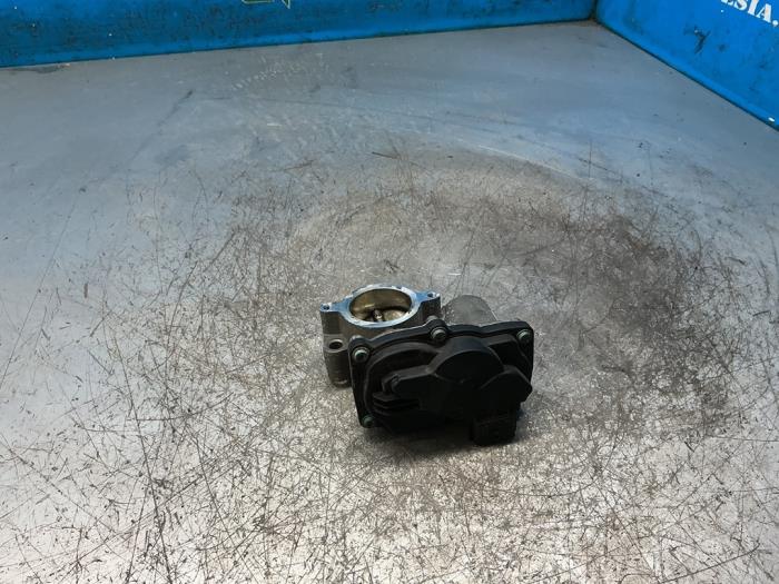 Gebruikte Gasklephuis Dacia Sandero II 1.0 Sce 12V Prijs € 63,00 Margeregeling aangeboden door Maresia Auto Recycling B.V.