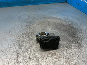 Gebruikte Gasklephuis Dacia Sandero II 1.0 Sce 12V Prijs € 63,00 Margeregeling aangeboden door Maresia Auto Recycling B.V.