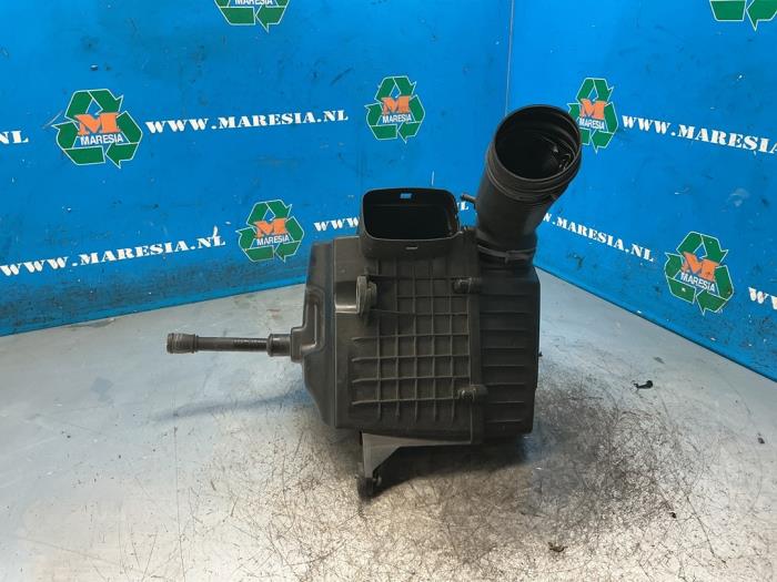 Gebruikte Luchtfilterhuis Audi A1 Sportback (8XA/8XF) 1.4 TFSI 16V 122 Prijs € 47,25 Margeregeling aangeboden door Maresia Auto Recycling B.V.