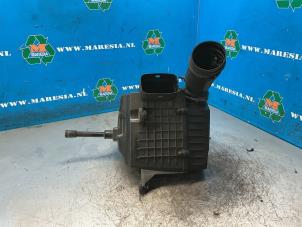 Gebruikte Luchtfilterhuis Audi A1 Sportback (8XA/8XF) 1.4 TFSI 16V 122 Prijs € 47,25 Margeregeling aangeboden door Maresia Auto Recycling B.V.