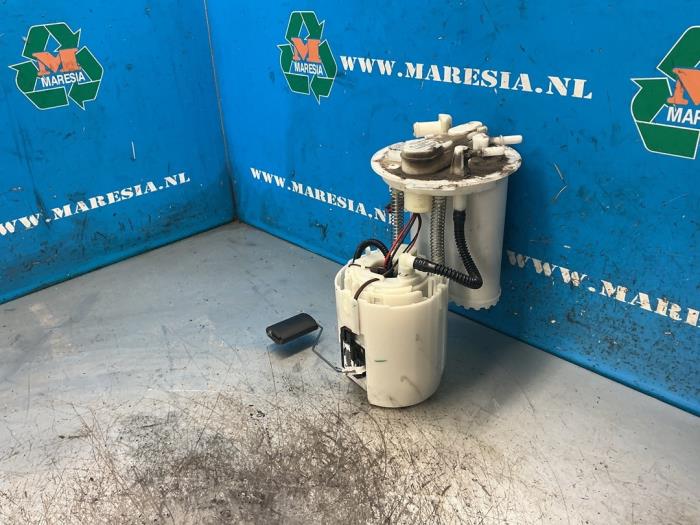 Gebruikte Tank element Pomp Hyundai i20 (GBB) 1.4i 16V Prijs € 99,75 Margeregeling aangeboden door Maresia Auto Recycling B.V.