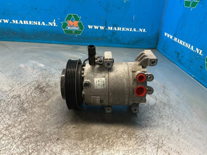 Gebruikte Aircopomp Kia Venga 1.6 CVVT 16V Prijs € 105,00 Margeregeling aangeboden door Maresia Auto Recycling B.V.