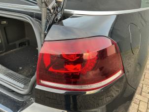 Gebruikte Achterlicht rechts Volkswagen Golf VI Cabrio (1K) 1.2 TSI Prijs € 99,75 Margeregeling aangeboden door Maresia Auto Recycling B.V.