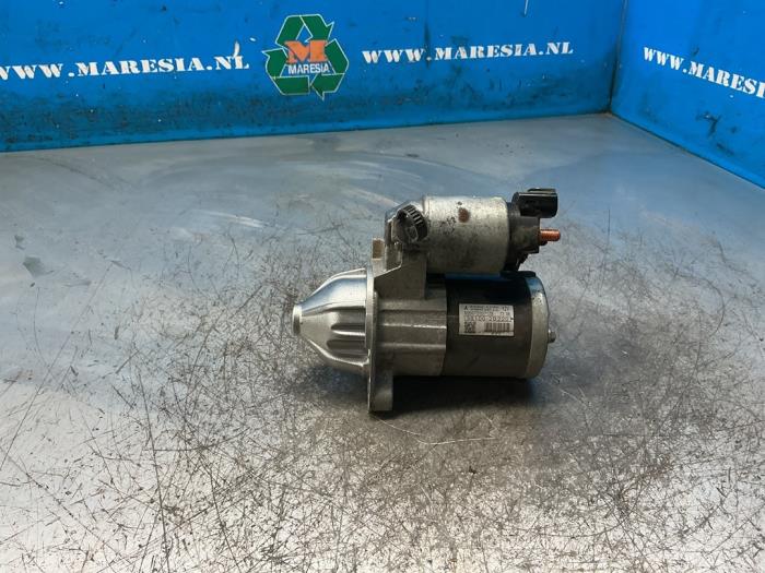 Gebruikte Startmotor Kia Venga 1.6 CVVT 16V Prijs € 42,00 Margeregeling aangeboden door Maresia Auto Recycling B.V.