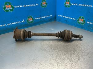 Gebruikte Steekas links-achter Toyota HiAce II 2.5 D4-D 117 Kat. Prijs € 63,00 Margeregeling aangeboden door Maresia Auto Recycling B.V.