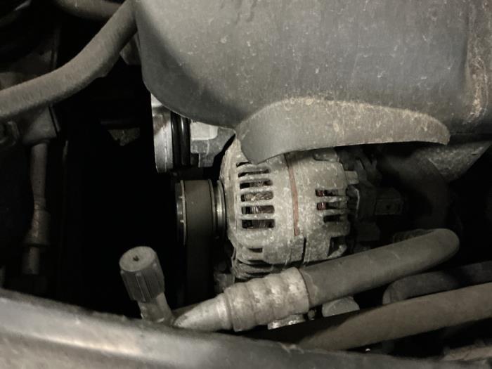 Gebruikte Dynamo Skoda Fabia II (5J) 1.4 TDI 80 Prijs € 42,00 Margeregeling aangeboden door Maresia Auto Recycling B.V.