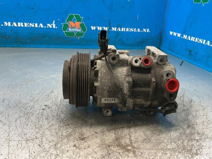 Gebruikte Aircopomp Kia Rio IV (YB) 1.2 MPI 16V Prijs € 115,50 Margeregeling aangeboden door Maresia Auto Recycling B.V.