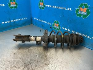 Gebruikte Mac Phersonpoot links-voor Kia Rio IV (YB) 1.2 MPI 16V Prijs € 73,50 Margeregeling aangeboden door Maresia Auto Recycling B.V.