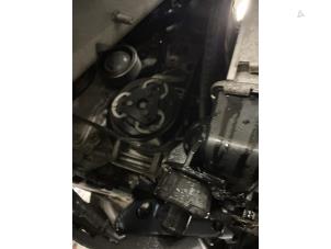 Gebruikte Aircopomp Dacia Sandero II 0.9 TCE 12V Prijs € 131,25 Margeregeling aangeboden door Maresia Auto Recycling B.V.