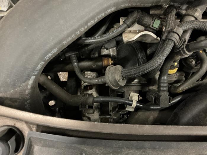 Gebruikte Dynamo Dacia Sandero II 0.9 TCE 12V Prijs € 63,00 Margeregeling aangeboden door Maresia Auto Recycling B.V.