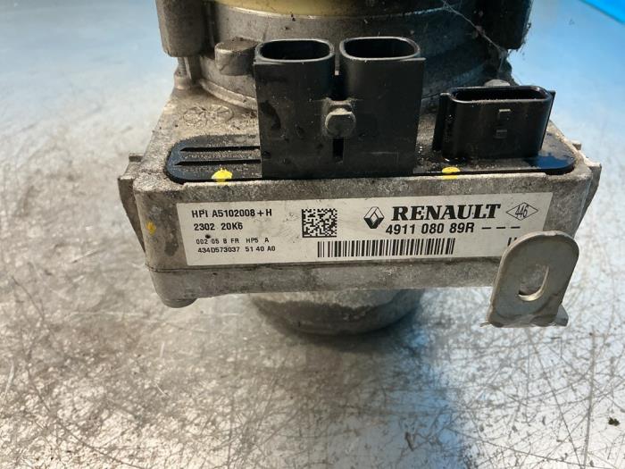 Stuurbekrachtiging Pomp van een Dacia Sandero II 0.9 TCE 12V 2017