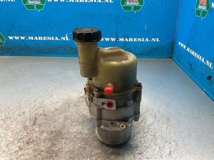 Stuurbekrachtiging Pomp van een Dacia Sandero II 0.9 TCE 12V 2017