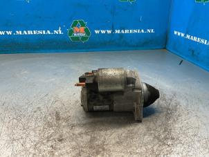 Gebruikte Startmotor Renault Twingo III (AH) 1.0 SCe 75 12V Prijs € 42,00 Margeregeling aangeboden door Maresia Auto Recycling B.V.