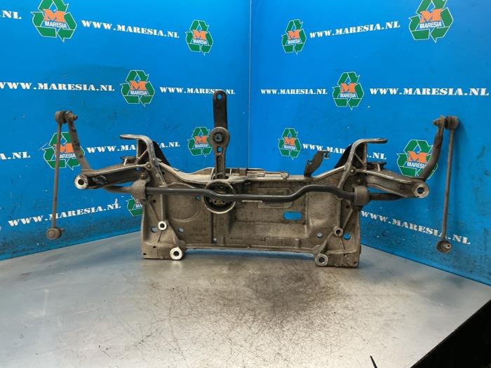 Gebruikte Subframe Volkswagen Golf VI Cabrio (1K) 1.2 TSI Prijs € 78,75 Margeregeling aangeboden door Maresia Auto Recycling B.V.