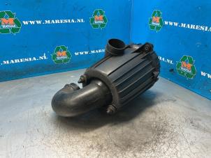 Gebruikte Luchtfilterhuis Fiat Ducato (250) 2.3 D 130 Multijet Prijs € 105,00 Margeregeling aangeboden door Maresia Auto Recycling B.V.