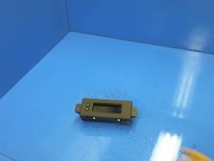 Gebruikte Display Interieur Opel Meriva 1.6 16V Prijs € 26,25 Margeregeling aangeboden door Maresia Auto Recycling B.V.