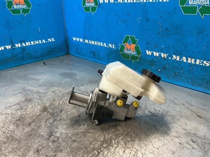 Gebruikte Hoofdremcilinder Seat Ibiza V (KJB) 1.0 TSI 12V Prijs € 57,75 Margeregeling aangeboden door Maresia Auto Recycling B.V.