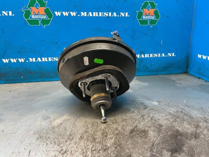 Gebruikte Rembol Opel Crossland (X) 1.2 Turbo 12V Euro 6 Prijs € 73,50 Margeregeling aangeboden door Maresia Auto Recycling B.V.