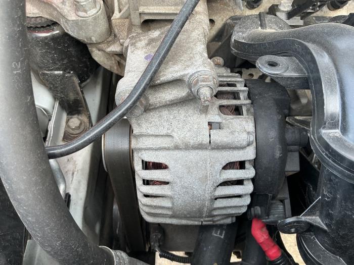 Used Dynamo Ford Fiesta 6 (JA8) 1.25 16V Price € 52,50 Margin scheme offered by Maresia Auto Recycling B.V.