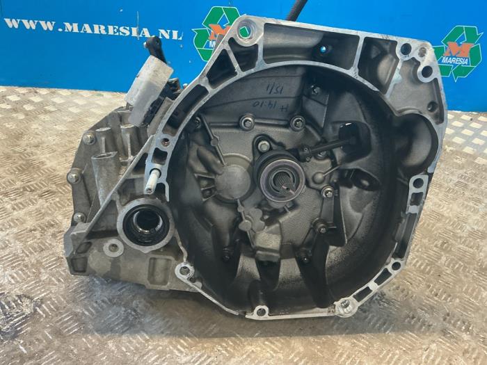 Gebruikte Versnellingsbak Dacia Sandero II 0.9 TCE 12V Prijs € 525,00 Margeregeling aangeboden door Maresia Auto Recycling B.V.