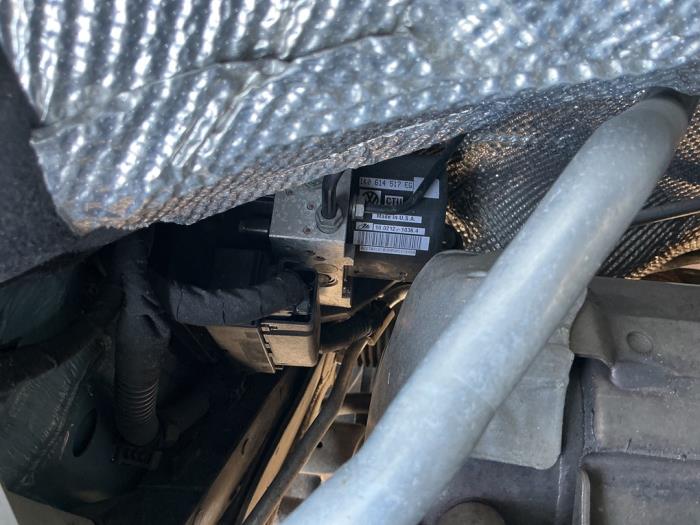 ABS Pomp Volkswagen Beetle (16AB), 2011 / 2019 2.0 TDI 16V, Hatchback, 2Dr, Diesel, 1.968cc, 81kW (110pk), FWD, CUUA, 2014-06 / 2018-09 (Gebruikt)