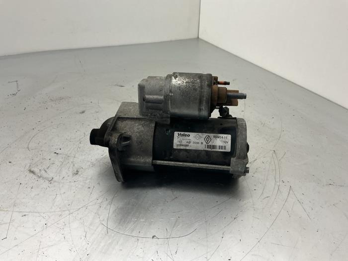 Gebruikte Startmotor Renault Kangoo Express (FW) 1.5 dCi 75 FAP Prijs € 42,00 Margeregeling aangeboden door Maresia Auto Recycling B.V.