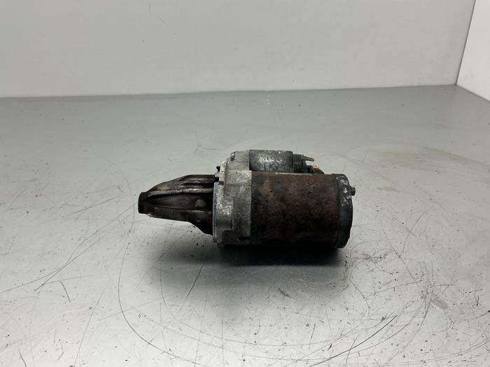 Gebruikte Startmotor Mitsubishi Colt (Z2/Z3) 1.5 16V Prijs € 31,50 Margeregeling aangeboden door Maresia Auto Recycling B.V.