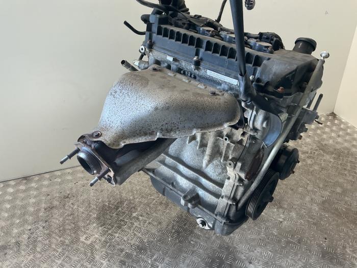 Motor van een Mitsubishi Colt (Z2/Z3) 1.5 16V 2010