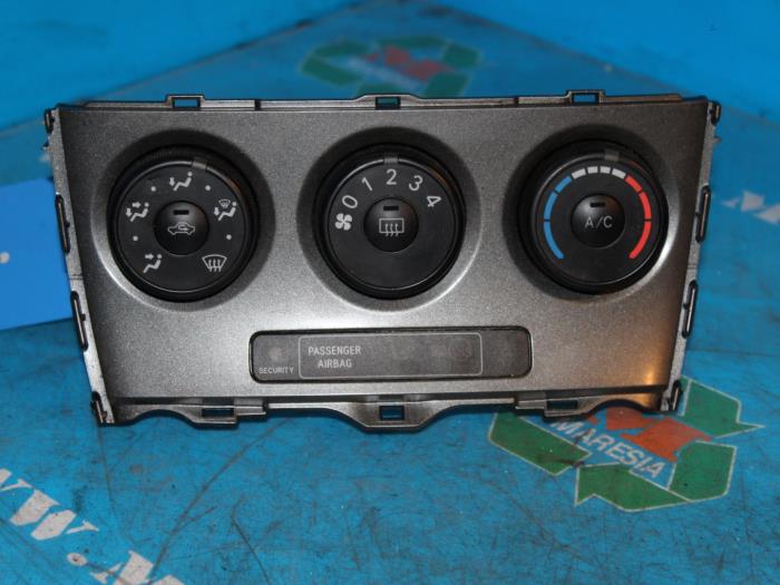 Heater control panel - 551a0de6-a080-4510-a3a0-c132689d3320.jpg