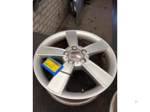 Gebruikte Sportvelgen Set Seat Leon (1P1) 1.4 TSI 16V Prijs € 131,25 Margeregeling aangeboden door Maresia Auto Recycling B.V.
