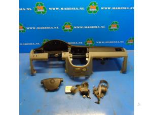 Gebruikte Module + Airbag Set Chevrolet Nubira (J200) 1.6 16V Prijs € 367,50 Margeregeling aangeboden door Maresia Auto Recycling B.V.