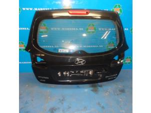 Gebruikte Achterklep Hyundai Santa Fe II (CM) 2.2 CRDi 16V 4x4 Prijs € 157,50 Margeregeling aangeboden door Maresia Auto Recycling B.V.