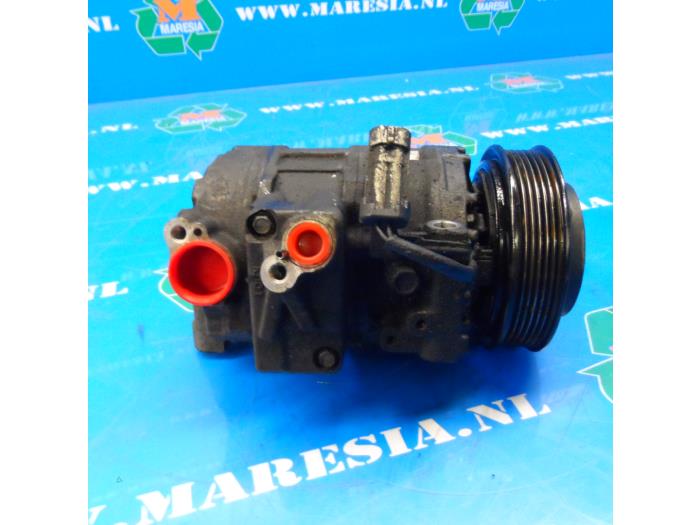 Gebruikte Aircopomp Renault Vel Satis (BJ) 3.0 dCi V6 24V Prijs € 131,25 Margeregeling aangeboden door Maresia Auto Recycling B.V.