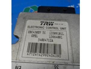 Gebruikte ABS Pomp Opel Vectra C Caravan 2.0 DTI 16V Prijs € 15,75 Margeregeling aangeboden door Maresia Auto Recycling B.V.