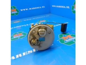 Gebruikte Tank element Pomp Lexus LS (F4) 430 4.3 32V VVT-i Prijs € 105,00 Margeregeling aangeboden door Maresia Auto Recycling B.V.