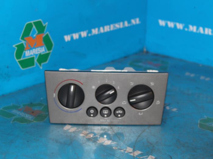 Heater control panel - fe4a8160-235b-46f6-bff7-017e2d1a271a.jpg