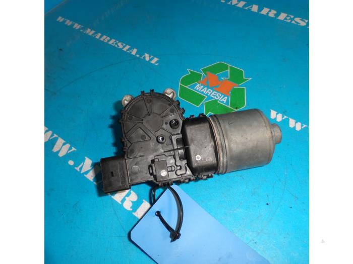 Front wiper motor - c6f527d6-7620-4d1d-af3f-04b3cafad414.jpg