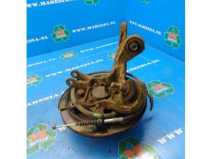 Gebruikte Asschenkel rechts-achter Toyota Avensis (T25/B1D) 2.0 16V VVT-i D4 Prijs € 63,00 Margeregeling aangeboden door Maresia Auto Recycling B.V.