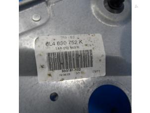 Gebruikte Raammechaniek 4Deurs rechts-achter Seat Cordoba (6L2) 1.4 16V Prijs € 68,25 Margeregeling aangeboden door Maresia Auto Recycling B.V.