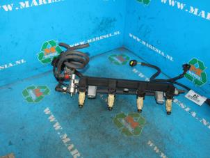 Gebruikte Injector brug Ford Focus 1 2.0 16V Prijs € 42,00 Margeregeling aangeboden door Maresia Auto Recycling B.V.