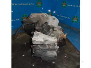 Gebruikte Versnellingsbak Opel Astra H GTC (L08) 1.4 16V Twinport Prijs € 367,50 Margeregeling aangeboden door Maresia Auto Recycling B.V.