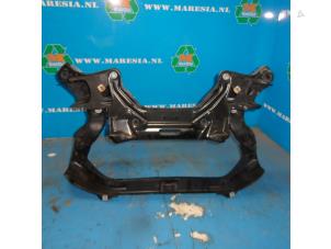 Gebruikte Subframe Mercedes E (W211) 2.6 E-240 V6 18V Prijs € 89,25 Margeregeling aangeboden door Maresia Auto Recycling B.V.
