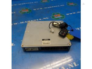 Gebruikte Kontaktslot + computer Jaguar XK 8 Convertible 4.0 V8 32V Prijs € 262,50 Margeregeling aangeboden door Maresia Auto Recycling B.V.