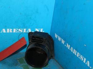 Gebruikte Luchthoeveelheidsmeter Nissan Primera Wagon (W12) 1.9 dCi Prijs € 63,00 Margeregeling aangeboden door Maresia Auto Recycling B.V.