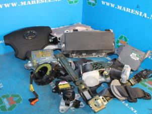 Gebruikte Airbag Set + Module Lexus LS (F4) 430 4.3 32V VVT-i Prijs € 787,50 Margeregeling aangeboden door Maresia Auto Recycling B.V.